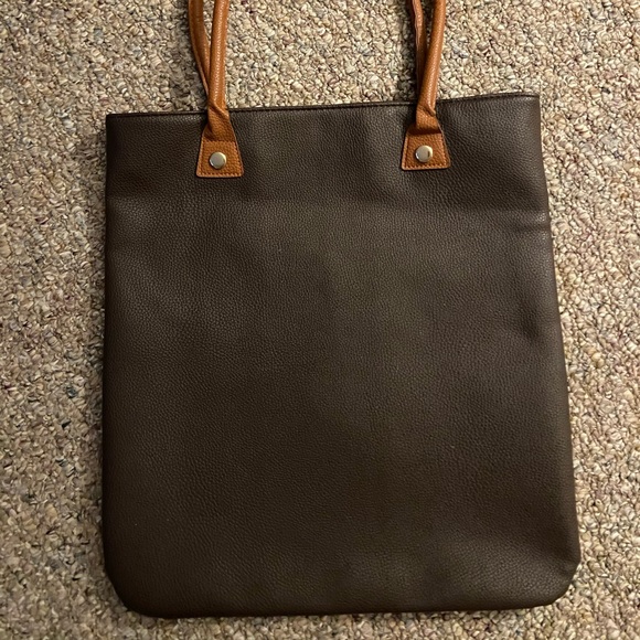 Purses - Picture 6 of 7